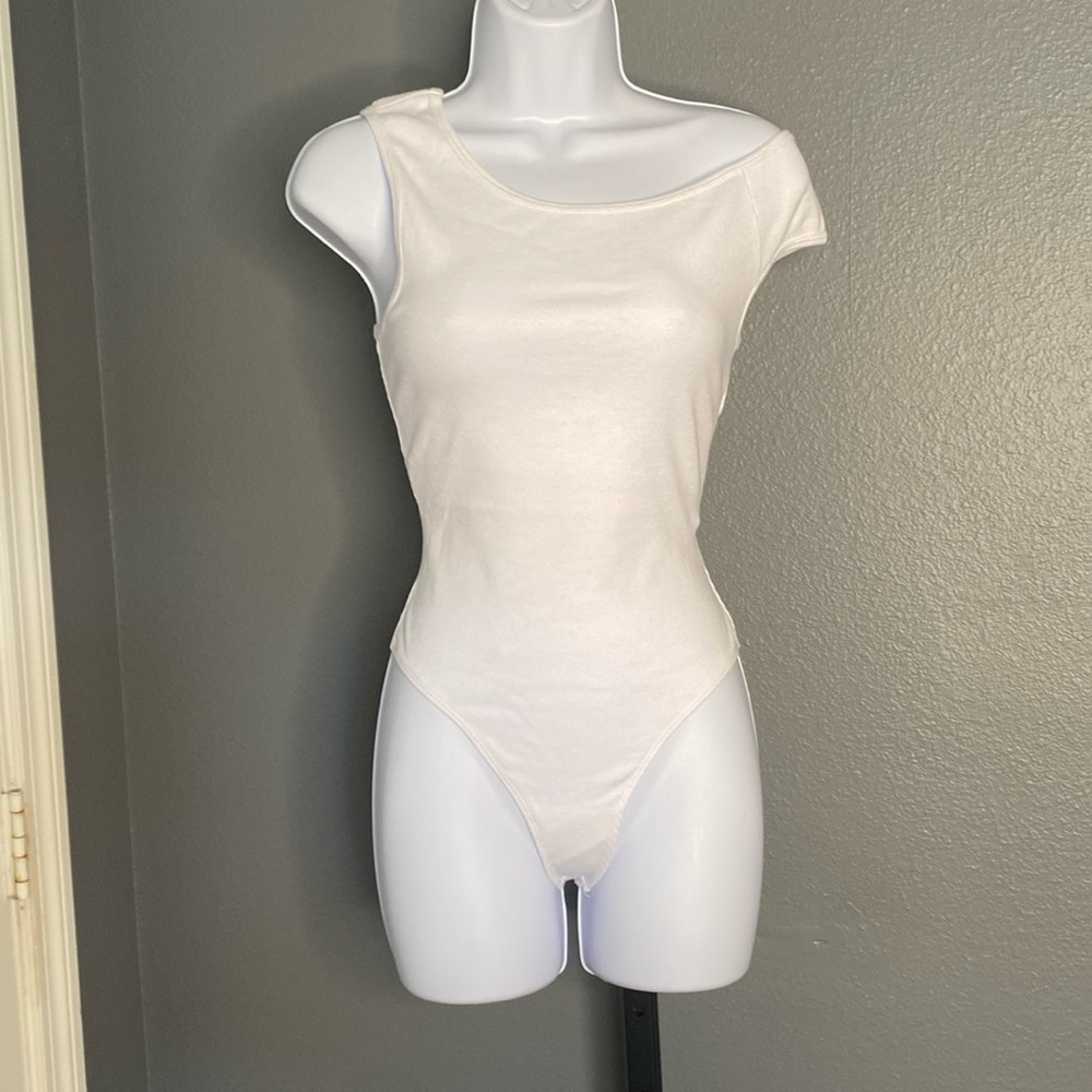 🌺 NWOT 🌺 AMERICAN APPAREL •WHITE TOP•